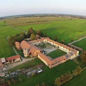 Landhuis Cascina Mora, Pavia